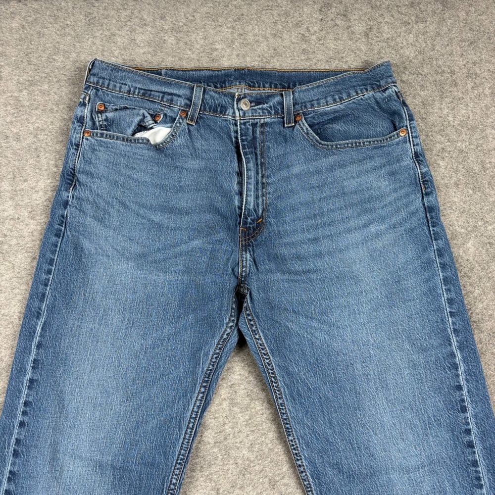 Levi's 505 Jeans Mens 36x32 Straight Leg Regular Fit Medium Wash Blue Denim
